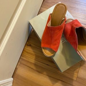 Women Coral Lane Bryant Suede Wedge Sandals!!!